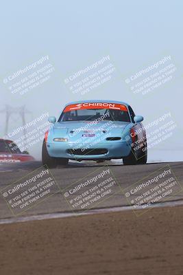 media/Oct-26-2025-CalClub SCCA (Sun) [[8ce1e69566]]/Group 5/Grapevine/